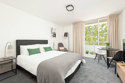 MP303 - Studio Apartment, Military Road, Cremorne - Dalby Accommodation 0