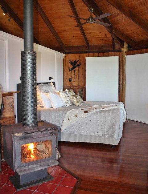 Mt Quincan Crater Retreat - Dalby Accommodation 3