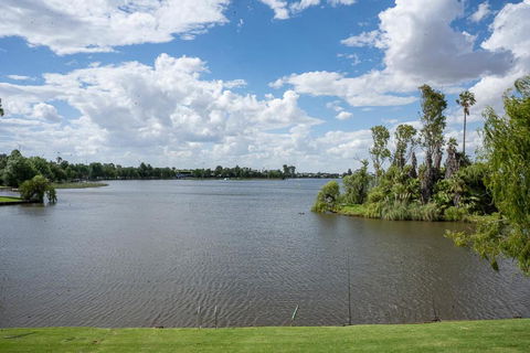 Mulwala Lakeside Apartment - Dalby Accommodation 1