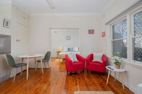 Newcastle Nook - Convenient Comforts In The CBD - Dalby Accommodation 0