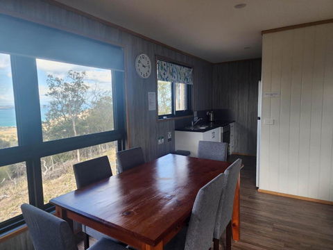 Mount Rumney Escapes - 4 Seaview Devil House - Dalby Accommodation 1