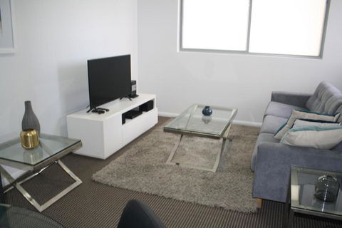 North Sydney Wyndel Apartments-MIL1005 - Dalby Accommodation 1