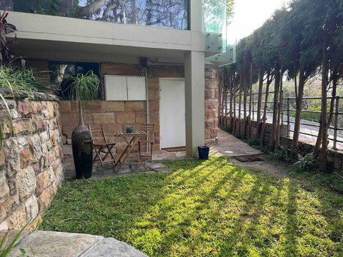 NY Special Granny Flat In Mosman - Dalby Accommodation 2