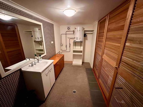 NY Special Granny Flat In Mosman - Dalby Accommodation 3