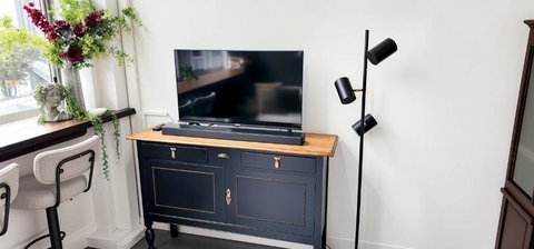 NYC Loft Brisbane, Free Parking! - Dalby Accommodation 3