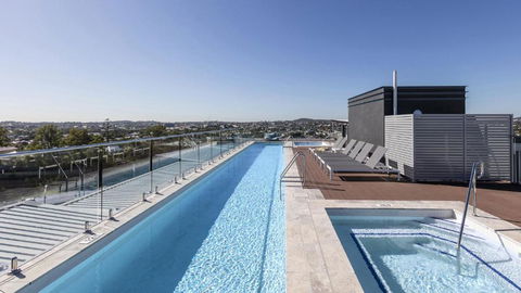 Oaks Brisbane Woolloongabba Suites - Dalby Accommodation 0