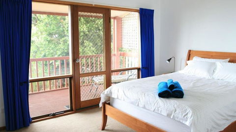 Ocean Blue KI. Absolute Ocean Front, Free WiFi - Dalby Accommodation 1