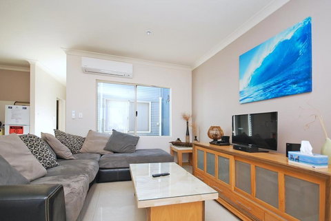 Ocean Breeze - Dalby Accommodation 2