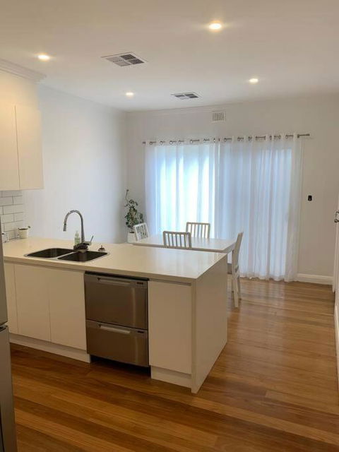 Ocean Eyre - Dalby Accommodation 0