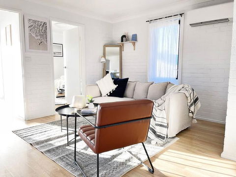 OCEAN MIST - DIRECT BEACHFRONT ON CASEYs BEACH - Dalby Accommodation 0