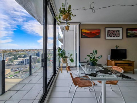 Ocean View Apartment Close To CBD With Indoor Pool. - Dalby Accommodation 0
