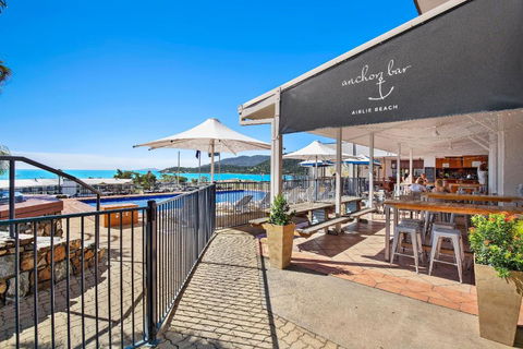 OCEAN VIEWS 10 - Dalby Accommodation 2
