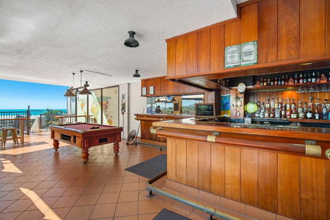 OCEAN VIEWS 10 - Dalby Accommodation 1