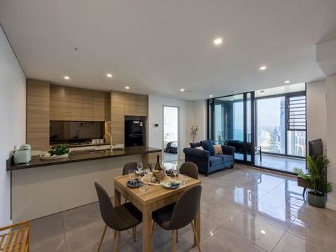 Oceanfront Escape 2 Beds Home With Pool And Carpark - Dalby Accommodation 1