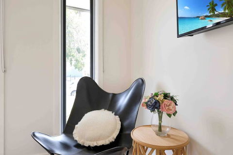 OG Spa Retreat- 3 Bedroom, Spa, Central, Aircon - Dalby Accommodation 3