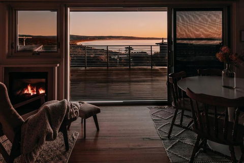 Olga And Alma - The Coastal Retreat - Dalby Accommodation 2