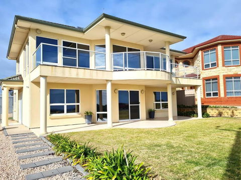On The Bay - Dalby Accommodation 0