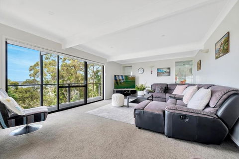 On Top Of The World - Dalby Accommodation 2