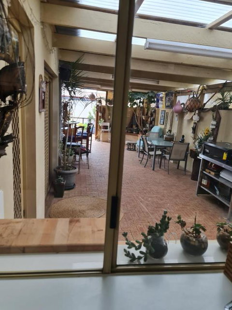 Open Plan Large Home - Dalby Accommodation 2