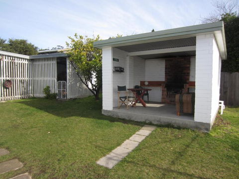 Orford Escape - Dalby Accommodation 2