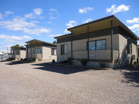 Oval Motel - Murray Bridge - Dalby Accommodation 0