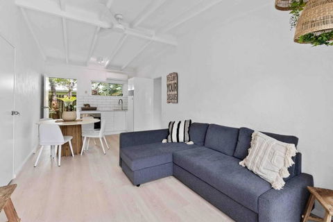 PA2 Stunning Sunshine Beach Apt Pets Welcome - Dalby Accommodation 0