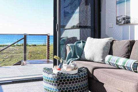 Pacific Dawn On The Beach One - Dalby Accommodation 1