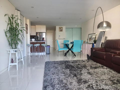 Parramatta Shared Apartment - Dalby Accommodation 3