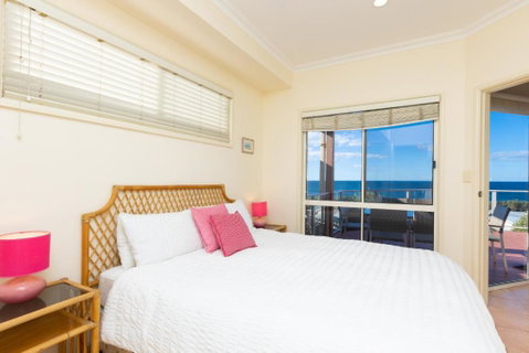 Palm Road - Dalby Accommodation 2