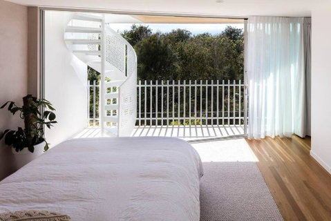 Palm Oasis Beach Villa - Dalby Accommodation 0
