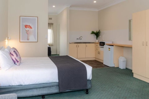 Pacific Motel 10 - Dalby Accommodation 3