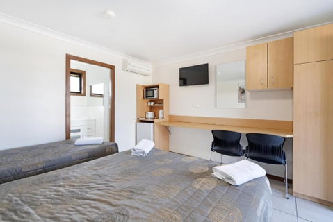 Palm Valley Motel - Dalby Accommodation 2