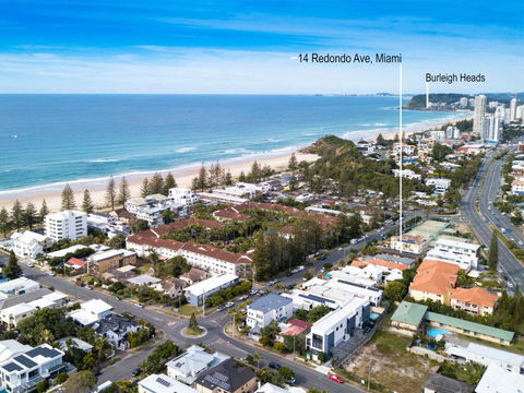 PALMA - Couples Beach Shack! - Dalby Accommodation 2