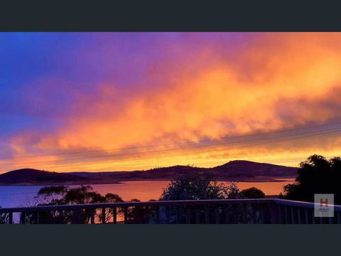 Panoramic Lake View - Dalby Accommodation 0