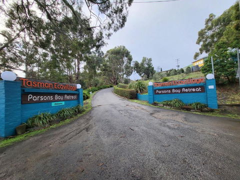 Parsons Bay Shanti And Parsons Bay Lakshmi - Dalby Accommodation 0