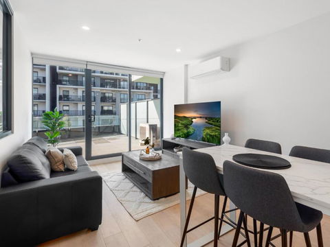 Peaceful 1-Bed Unit With A Spacious Balcony - Dalby Accommodation 0