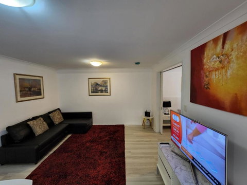 PERTH CBD APARTMENTS - Dalby Accommodation 1