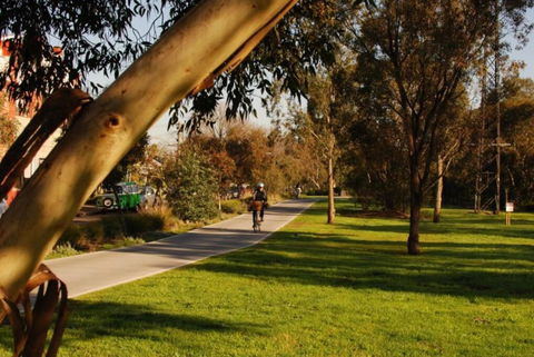 Perfect Parkside Princess Hill Retreat Sleeps 6 - Dalby Accommodation 1