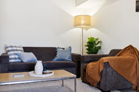 Perth City Corporate 1BRD - Dalby Accommodation 0