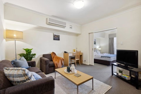 Perth City Corporate 1BRD - Dalby Accommodation 1