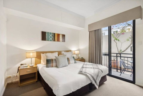 Perth Premium 1 Bedroom - Dalby Accommodation 0