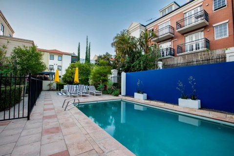 Perth Premium 1 Bedroom - Dalby Accommodation 3