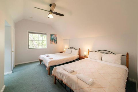 Pinnacle Retreat - Dalby Accommodation 2