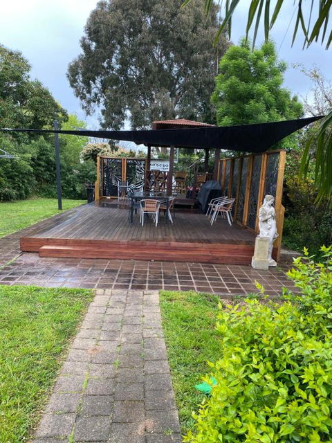 Plantation House Bathurst 109Mitre - Dalby Accommodation 1