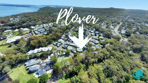 Plover Executive Deluxe Villa 25 - Dalby Accommodation 2