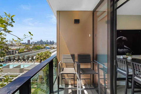 PM Residences - Modern Luxury 2BR Apt W Parking - Dalby Accommodation 3