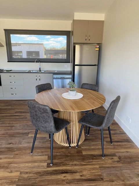 Pomonal Estate Villas - Dalby Accommodation 3