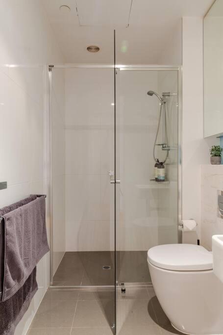PORT MELBOURNE - A Stay At The Bay - Dalby Accommodation 1