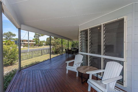 Rainbow Tides - Dalby Accommodation 1