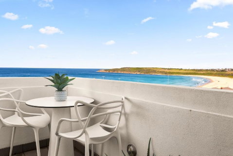 Pristine 2-Bed With Expansive Beach Views - Dalby Accommodation 3
